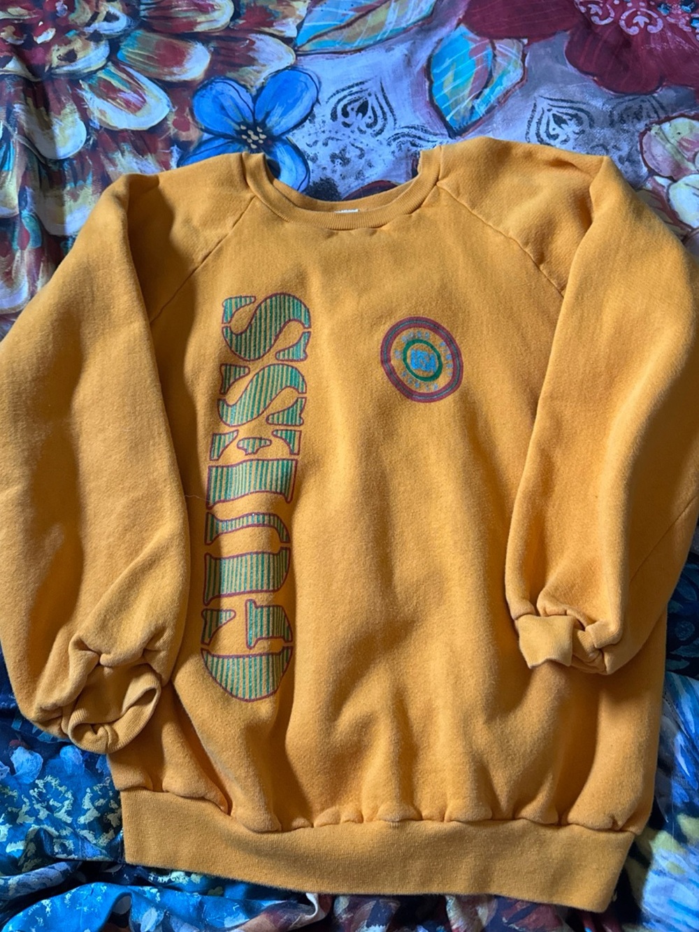 Guess Mustard Yellow vintage Crew Neck